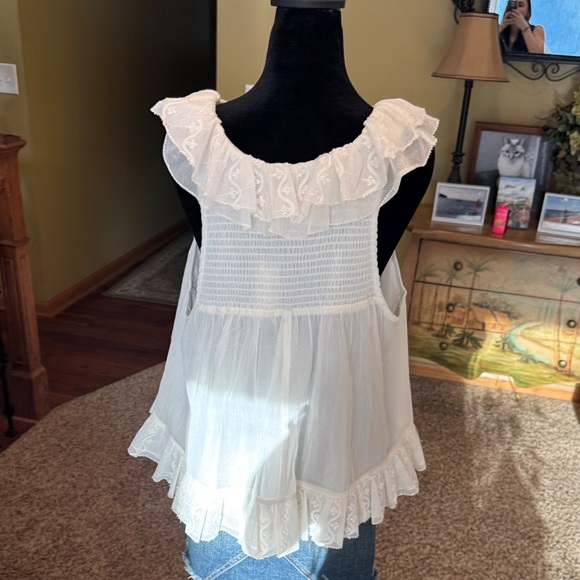 Anthropologie White Ruffled Sleeveless Top - Picture 3 of 4